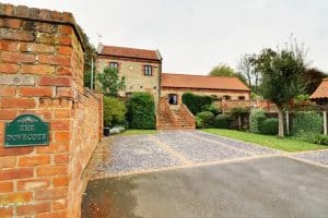 West End, Winteringham, North Lincolnshire, DN15 9NR
