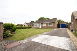The Crescent, Beckingham, Doncaster, DN10 4PR