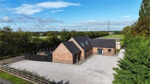 Godnow Road, Crowle, Lincolnshire, DN17 4EE