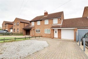 Epworth Road, Owston Ferry, Doncaster, Lincolnshire, DN9 1AX