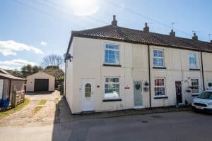 New Row, Messingham, DN17